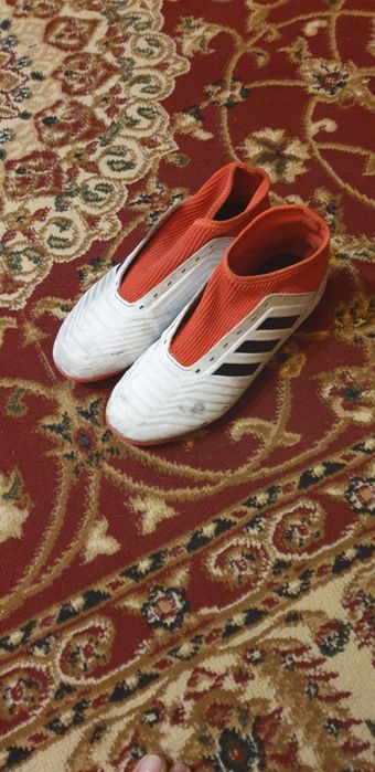 Бутсы adidas predator