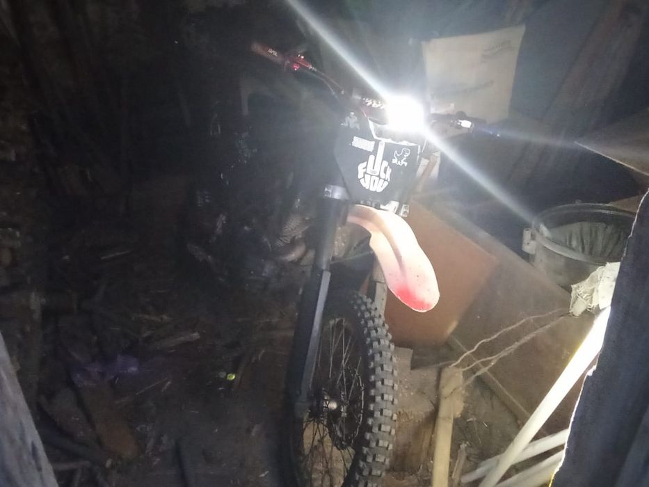 Продам эндуро 300 куб 4 клапана