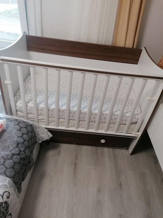 Люлееща се кошара