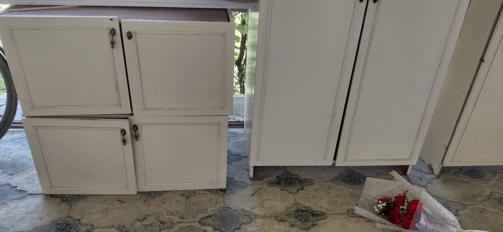 Spalniy, shkaf,  mebel trumo lari bilan sotiladi