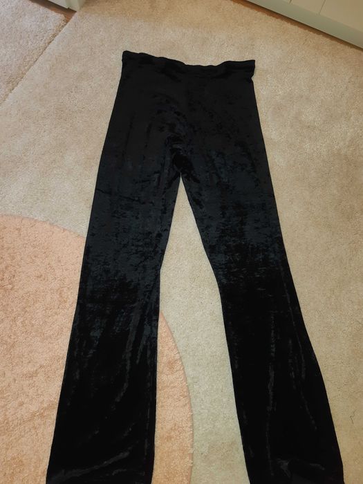 pantaloni de catifea mulati