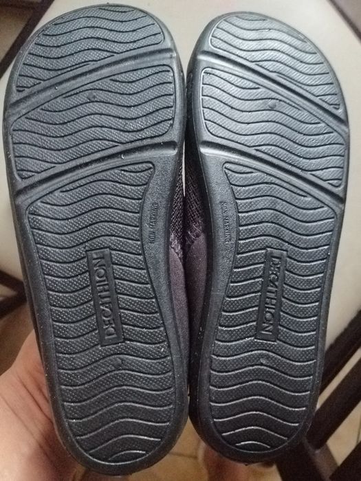 Пантофи НОВИ от Декатлон 31 номер