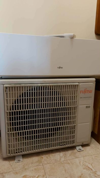 Климатик Fujitsu