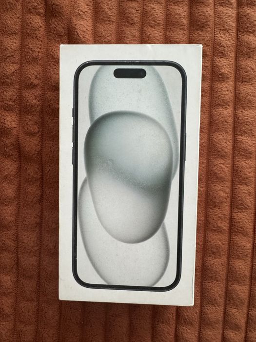 Iphone 15 черный, новый