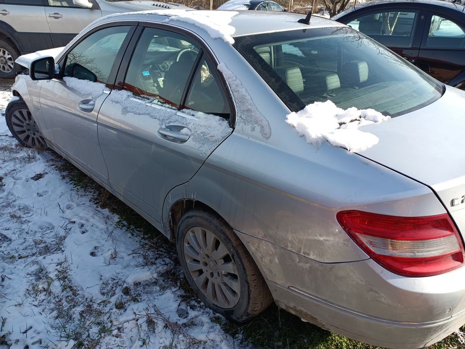 Мерцедес ц200 646