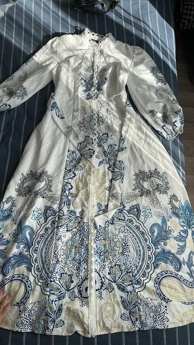 Продам платье в отличном состоянии