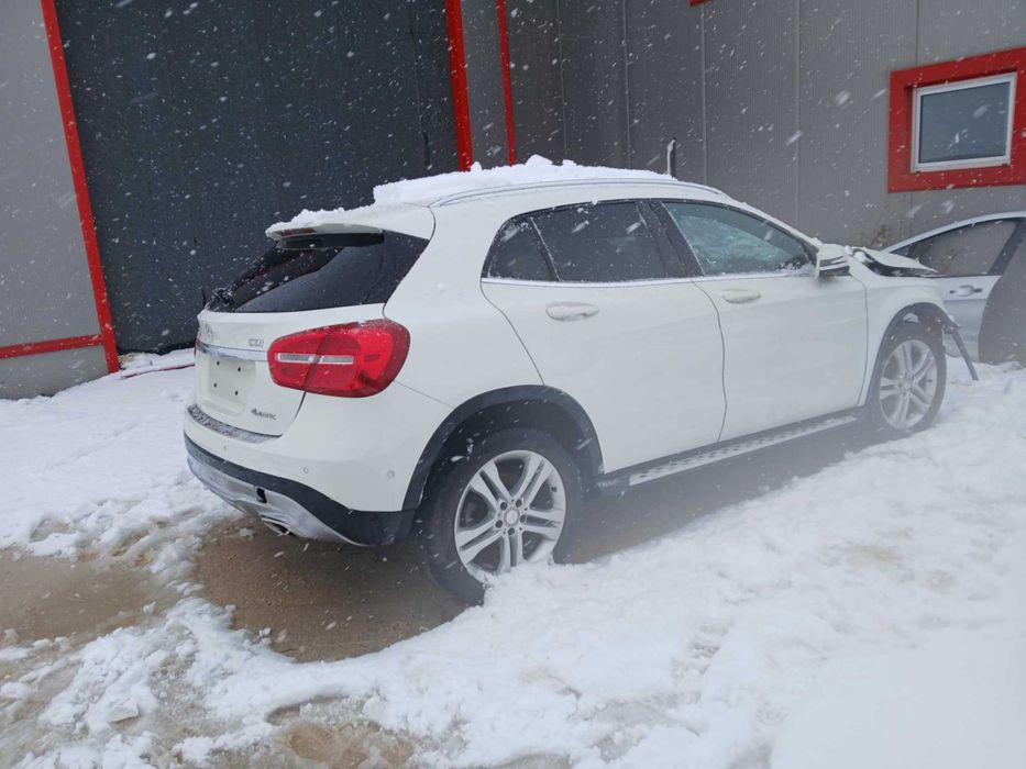 Мерцедес GLA 200 CDI 4 Matic  . На части
