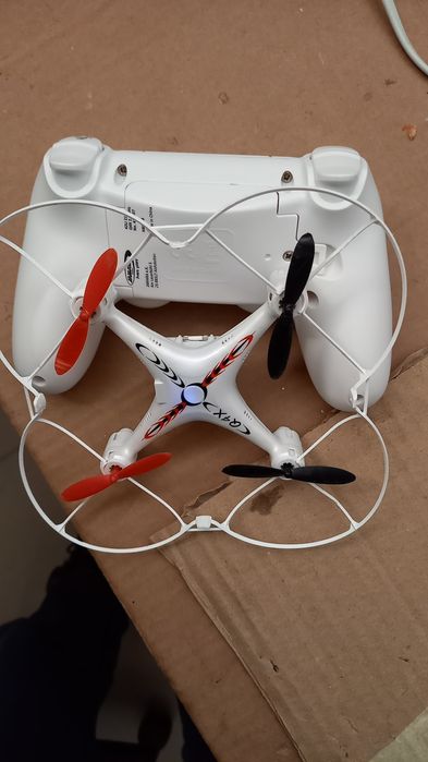 2 Броя Дронове за 75 лв с дистанционно управление дрон