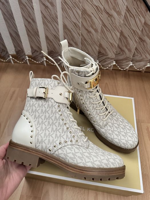 Боти Michael Kors
