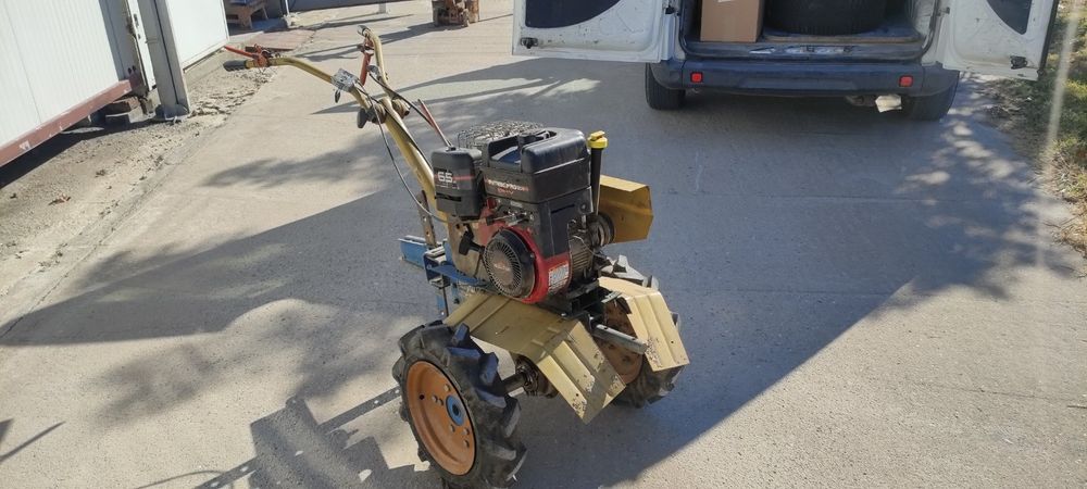 Продавам мотоблок НЕВА