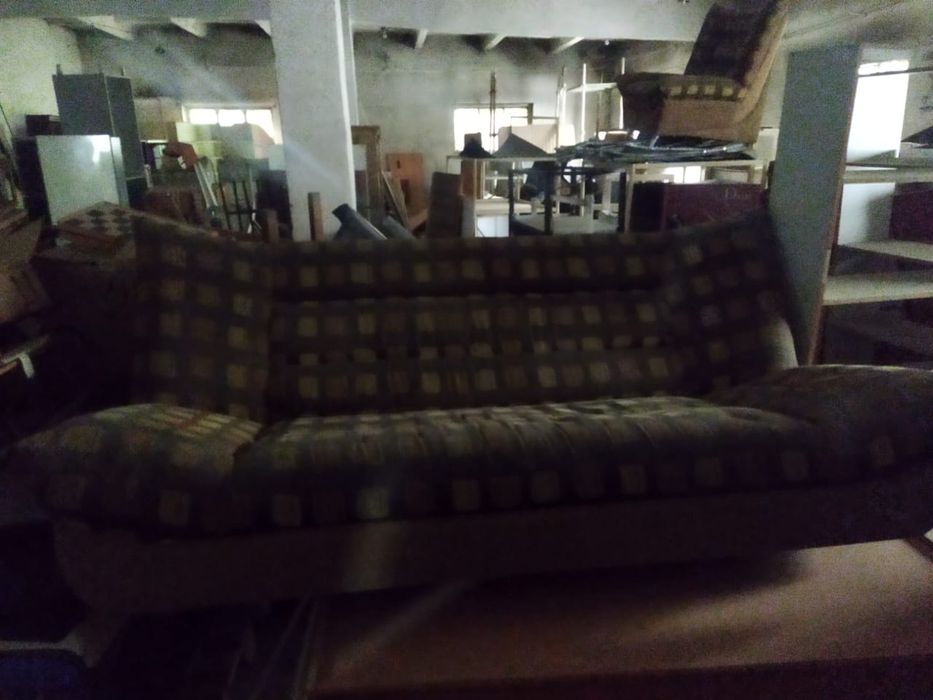 Мебель бу срочно продам