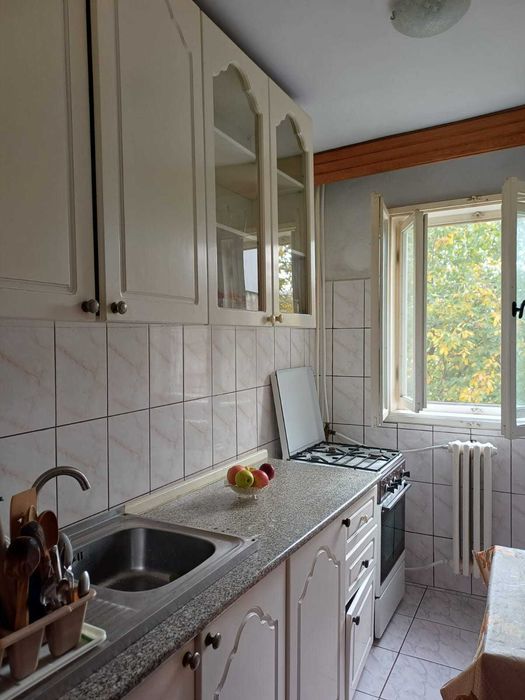 Proprietar apartament 2 camere decomandat