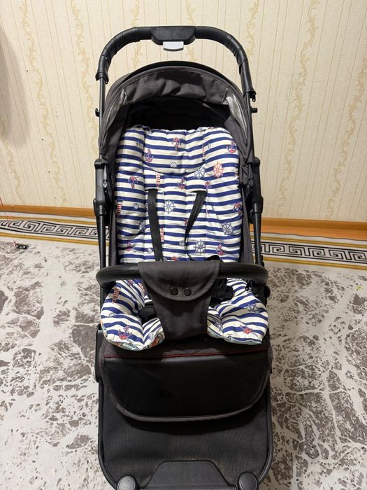 Срочно Продам прогулочную коляску
