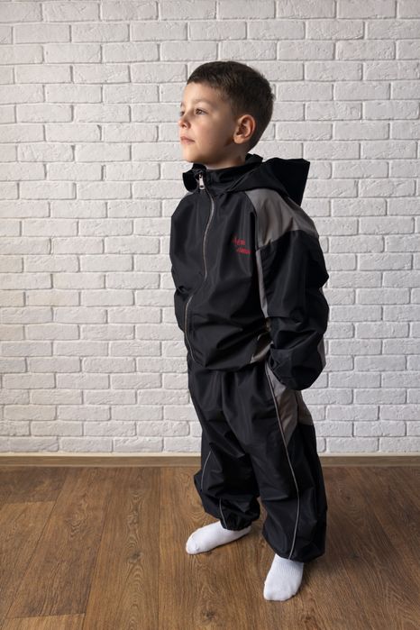 Продам костюмы детские