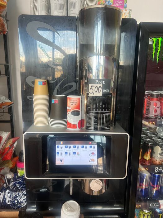 Aparat de cafea mare