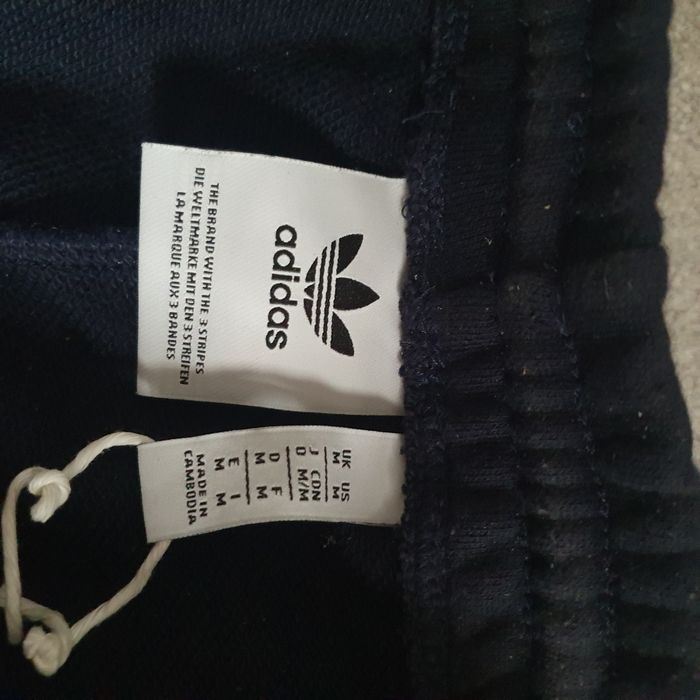 Pantaloni  scurti adidas