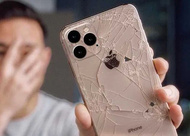 Inlocuire sticla spate iphone x,xs,11,12,13,14,15