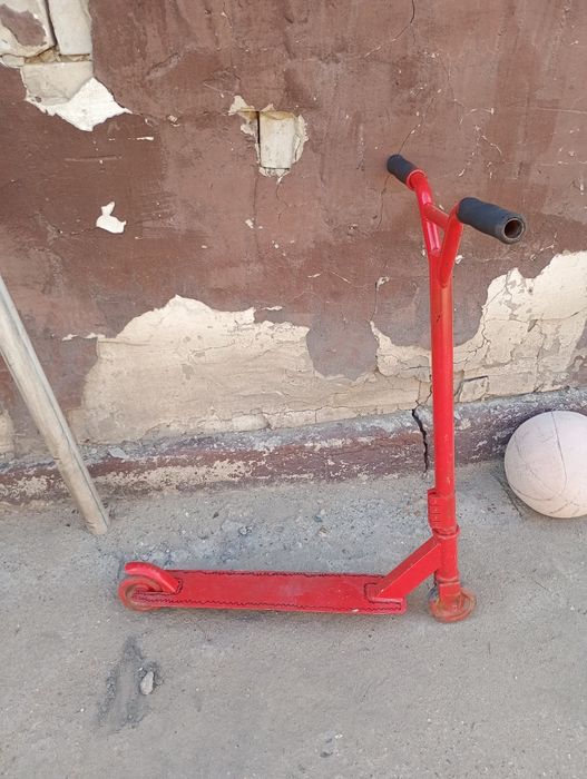 Самокат трюкавой