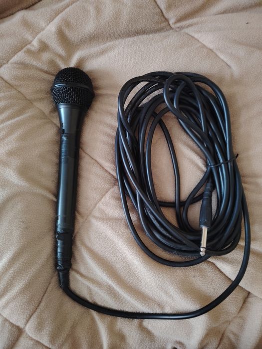Продам микрофон для колонки в рабочем состоянии