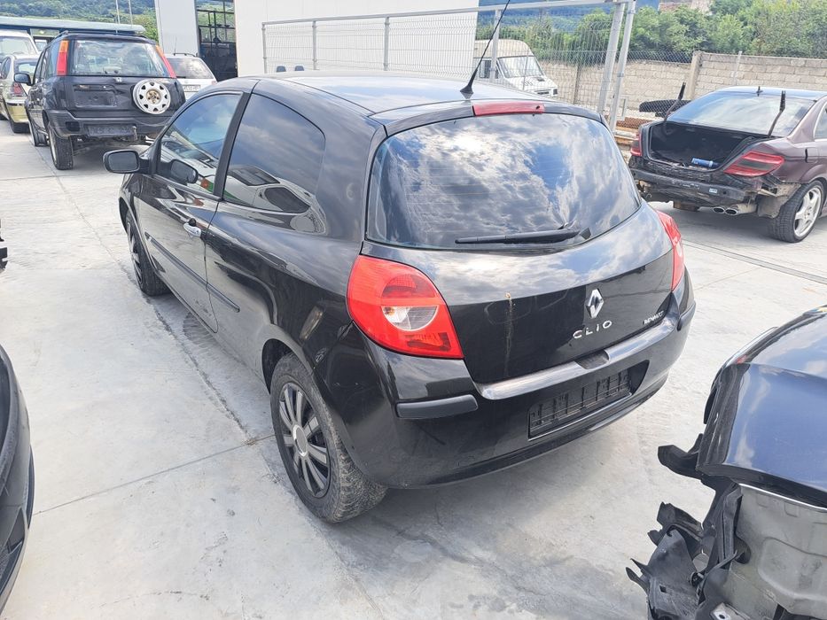 Рено Клио 3 1.5 ДЦИ  Renault Clio 1.5 DCI САМО НА ЧАСТИ