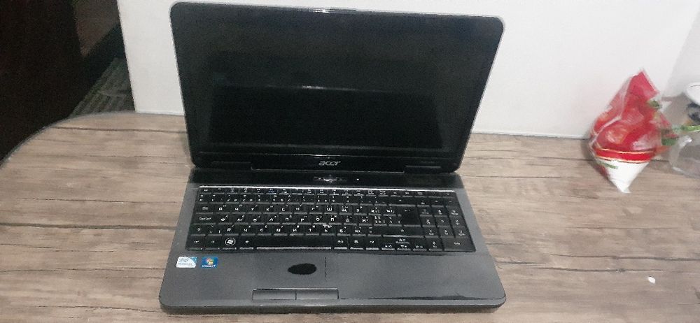 Srochna sotiladi acer yaxshi ishlidi hamma joyi zor