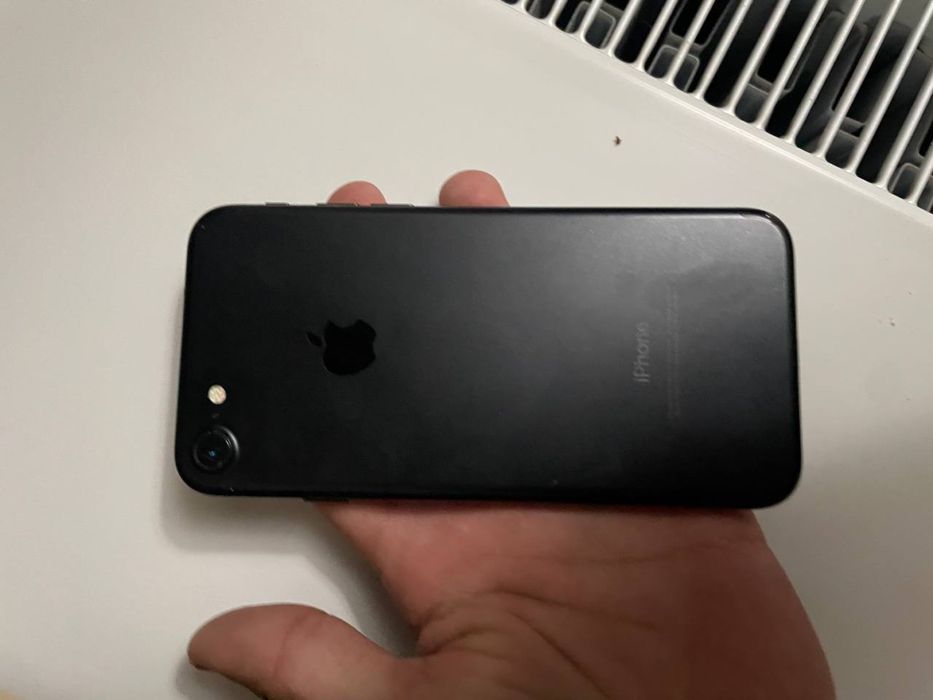 Iphone 7 srochna sotiladi !