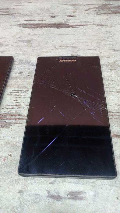 Леново Таб 2 А7 2 броя/ Lenovo Tab 2 А7