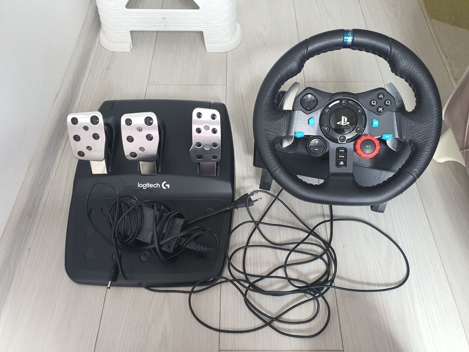 Logitech g29  за PS5,PS4