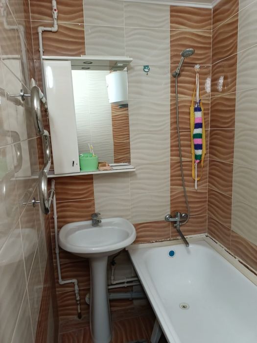 3 комнатная - 6 школа.