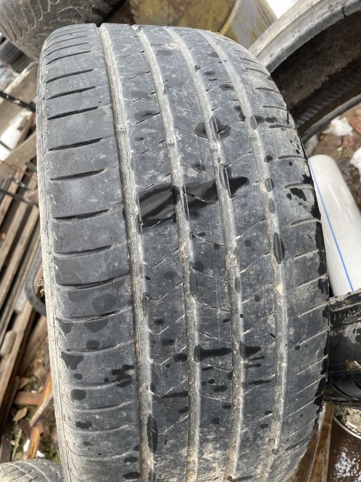 Шины 235/45/r18. б/у