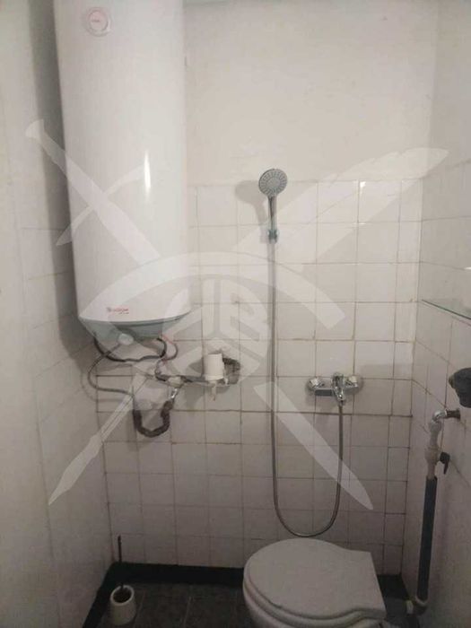 Дава се под наем Едностаен апартамент в Варна, Левски - 25 кв.м за 250 € - Снимка #5