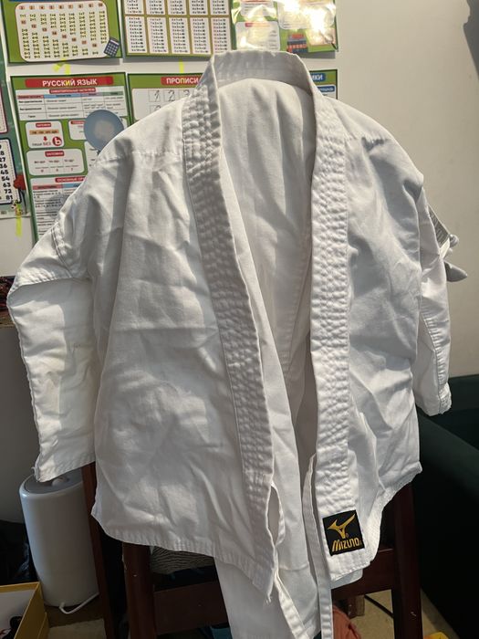 Кимоно костюм для каратэ