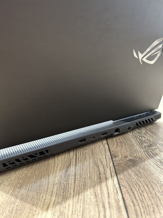 Asus rog strix 17