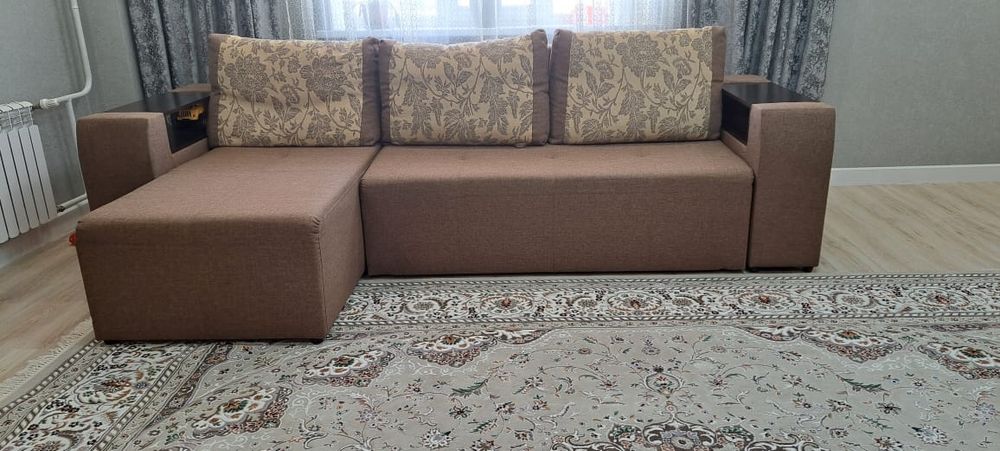 Продам угловой диван