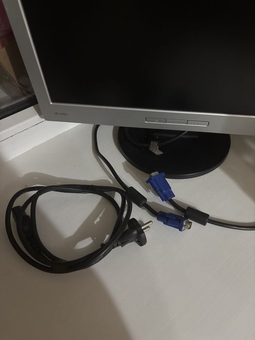 Продаю монитор HP