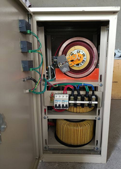 Стабилизатор трансформатор латер ANDELI