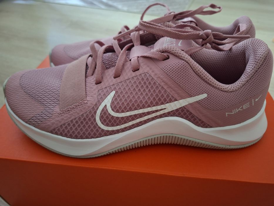 Дамски оригинални маратонки Nike MC TRAINER 2
