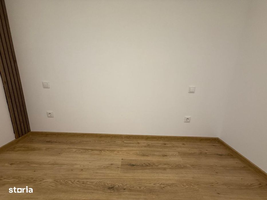 Apartament cu balcon și grădină, în Decebal - Dacia