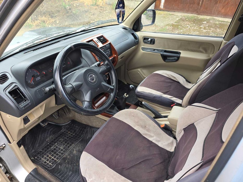 Vând Nissan Terrano 2 3.0