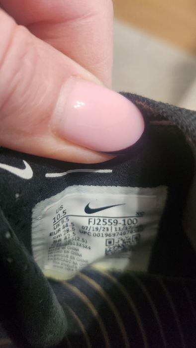 Бутонки phantom Acc - професионални бутонки 44,5 размер