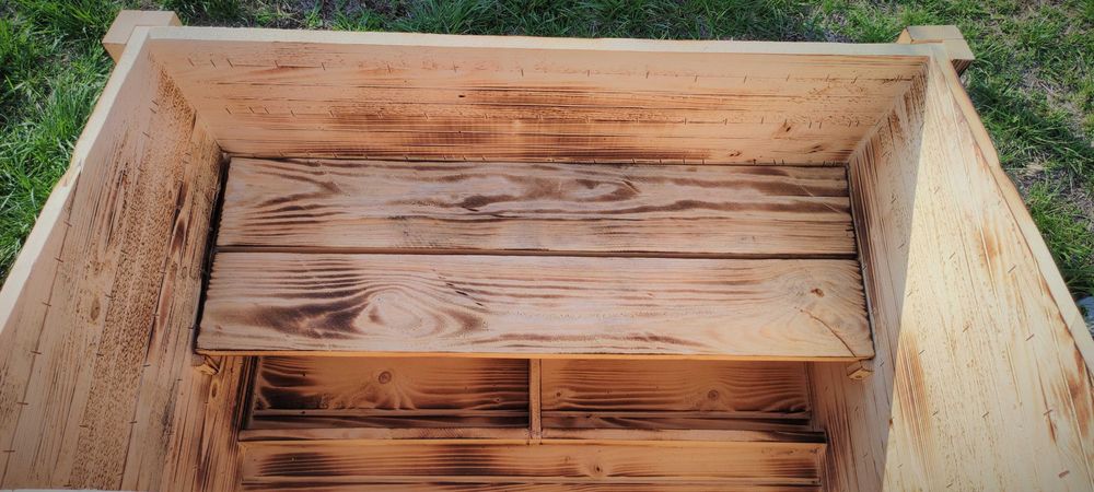 Кокошарник,  Дървена клетка за пилета, Къща за пернати