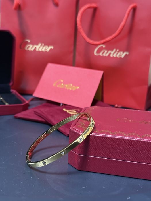 Cartier Златни Гривни