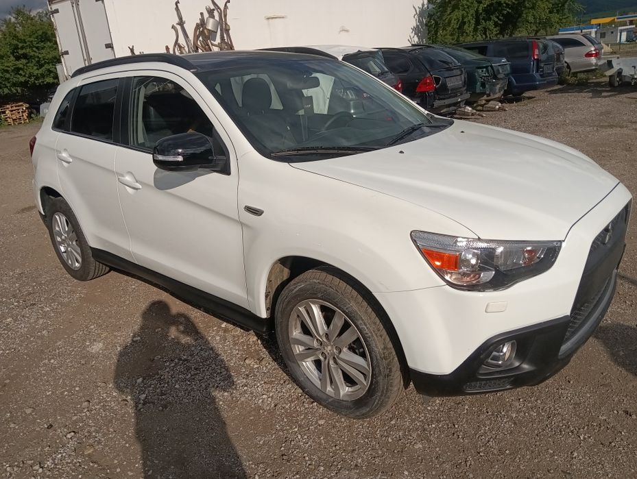 Митсубиши АСХ 1.8 ДИД 4х4 всички екстри