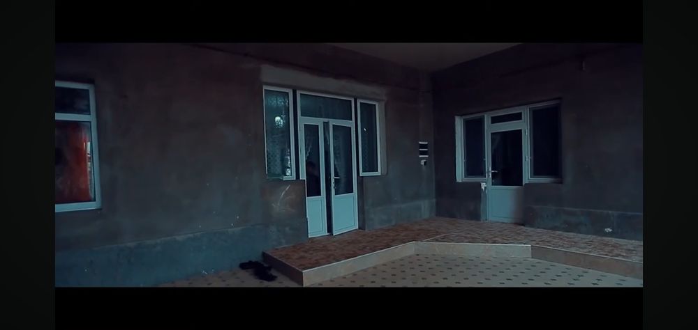 Уй сотилади,  7 сотих, 10 та хона, 3 та санузел