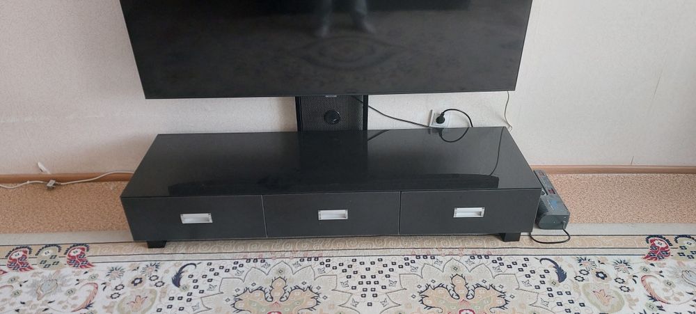 Телевизор Samsung диагональ 65