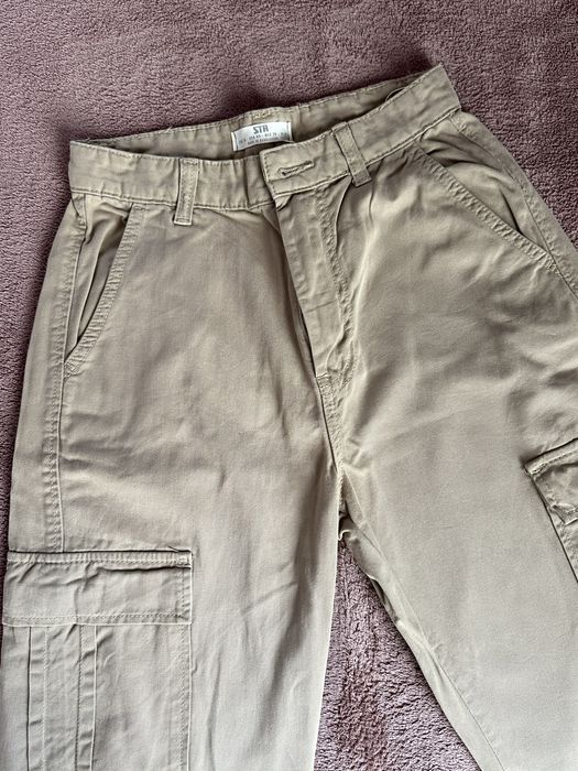 Stradivarius cargo панталон-широк модел