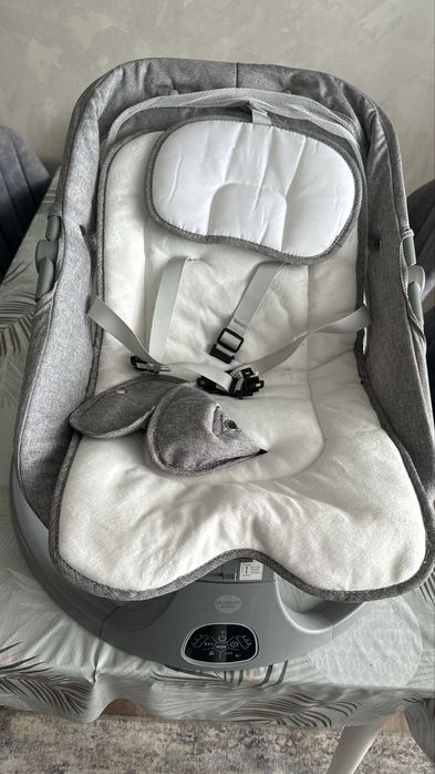 Продам детский шезлонг-качалку 3 в 1