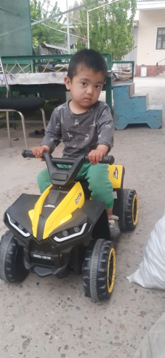 Bolalar kravati sotiladi xolati yaxwi xech kim yotmagan yangidak