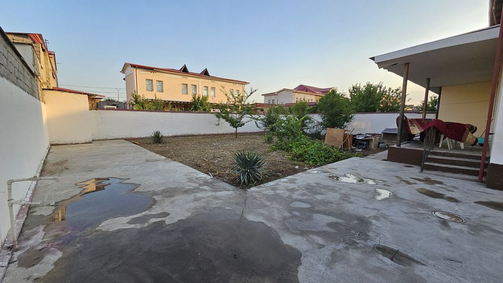 Yangi Hayotda 4 soth 4 hona kottedj sotiladi