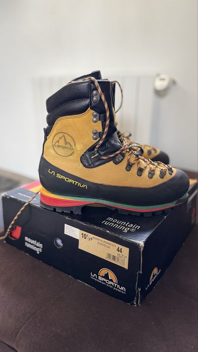 La Sportiva Висок клас тиристически обувки